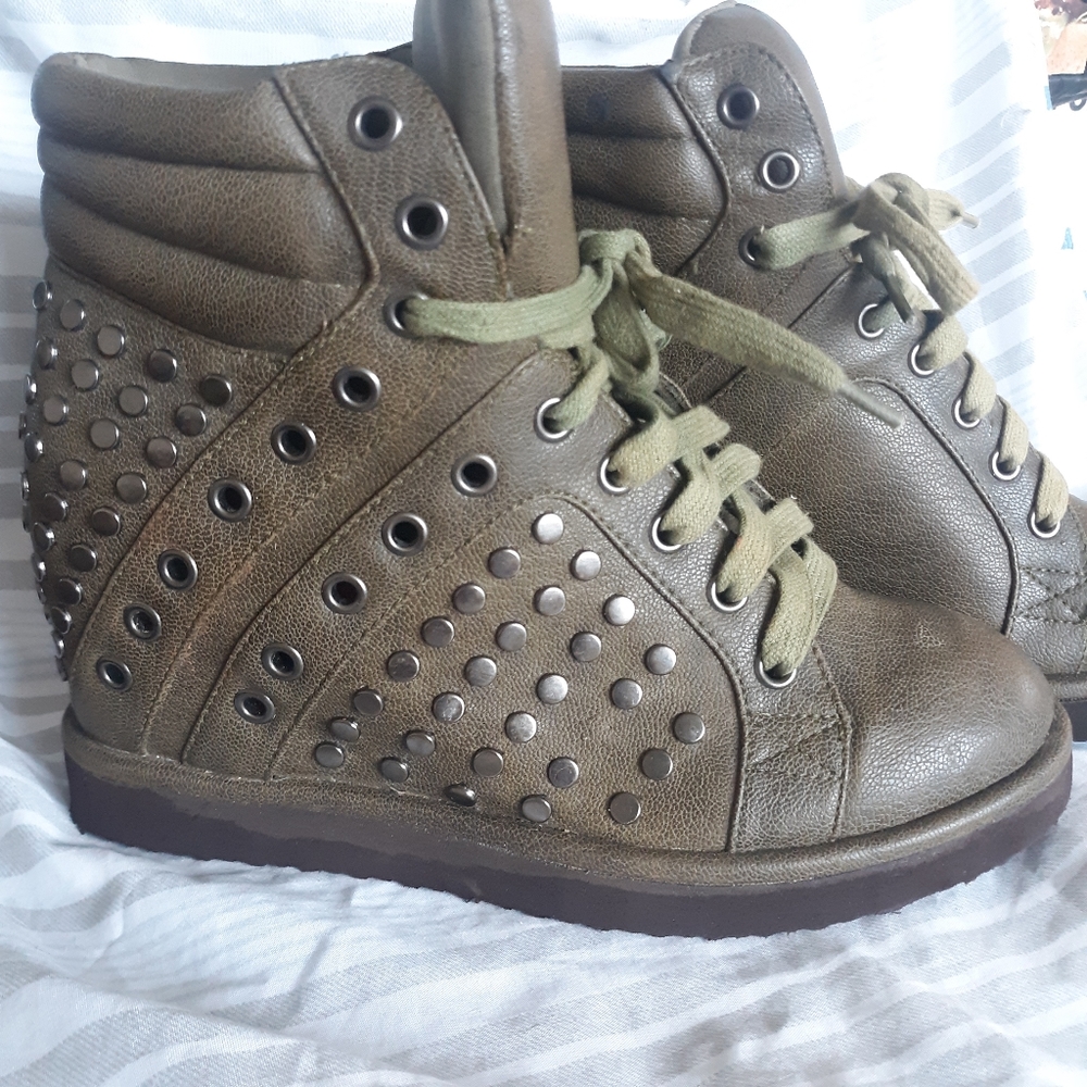 Hidden Wedges Boots Army Green Studded Olive Shoes